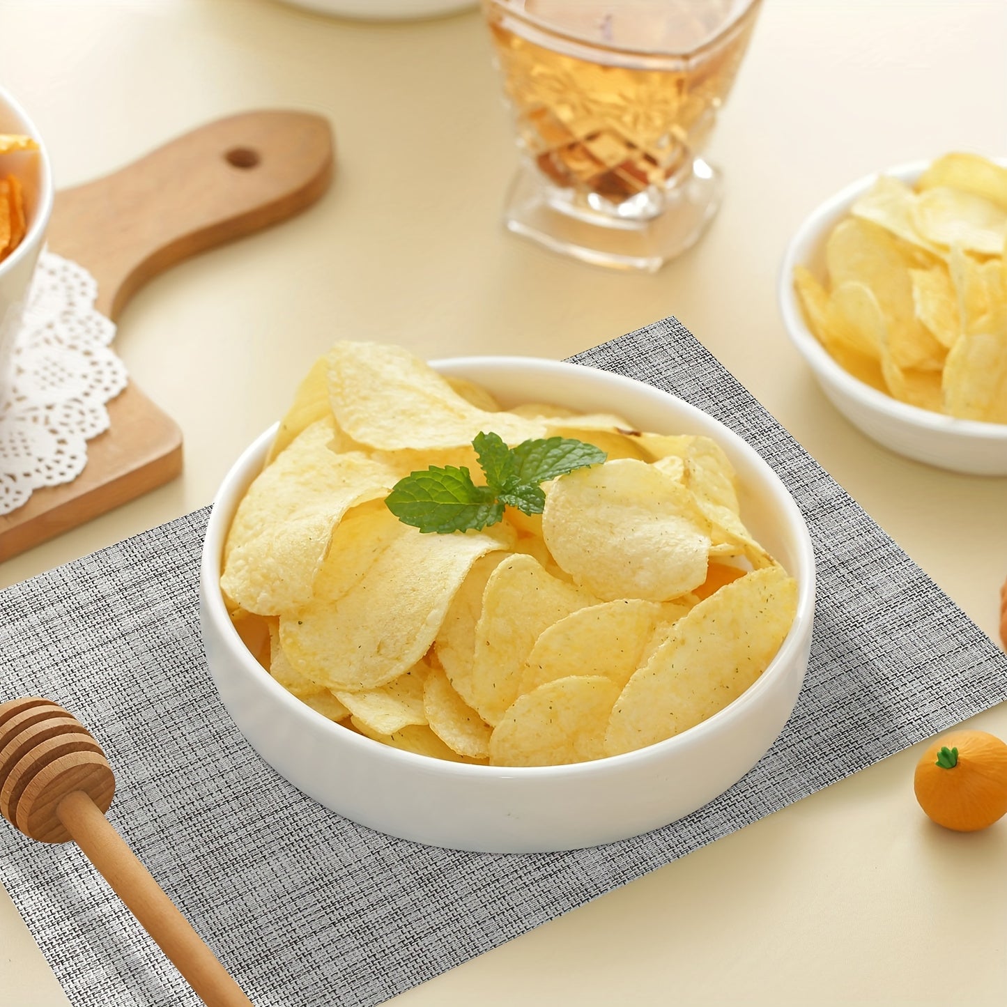 Set of 8 2202C Dual-Color Decor Series Teslin Placemats